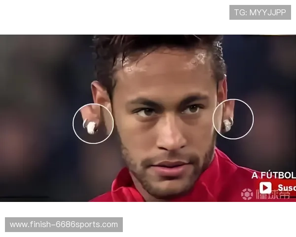 足球场上戴耳环的球星们个性与风采兼具的时尚潮流探讨